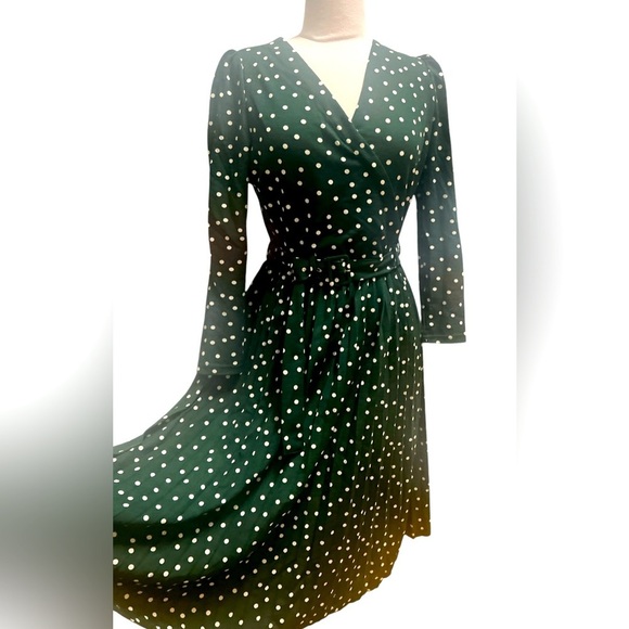 LARK + GREY pleated dress Green & White polkadot - Picture 2 of 6
